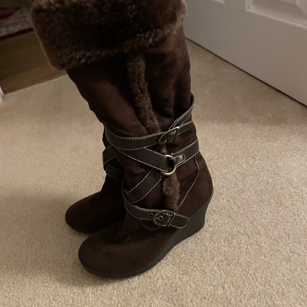 Fuzzy brown boots